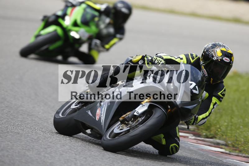 /Archiv-2024/29 12.06.2024 MOTO.CH Track Day ADR/Gruppe rot/17